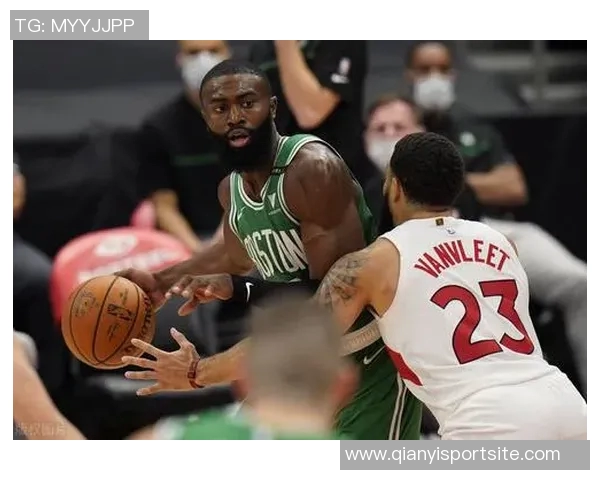 布朗连续高产表现显著本赛季21场已三度砍下40分以上