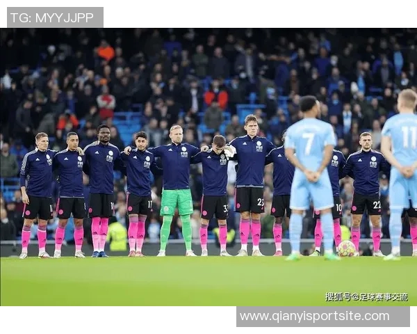 曼城对斯图加特18岁天才卡托维奇表现出兴趣但球员暂无转会意向