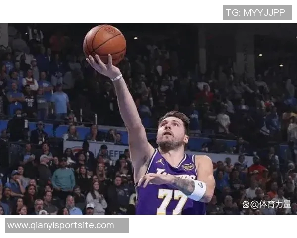 科尔称赞东契奇后撤步投篮技术难以防守的独特之处 科尔称赞东契奇后撤步投篮技术难以防守的独特之处